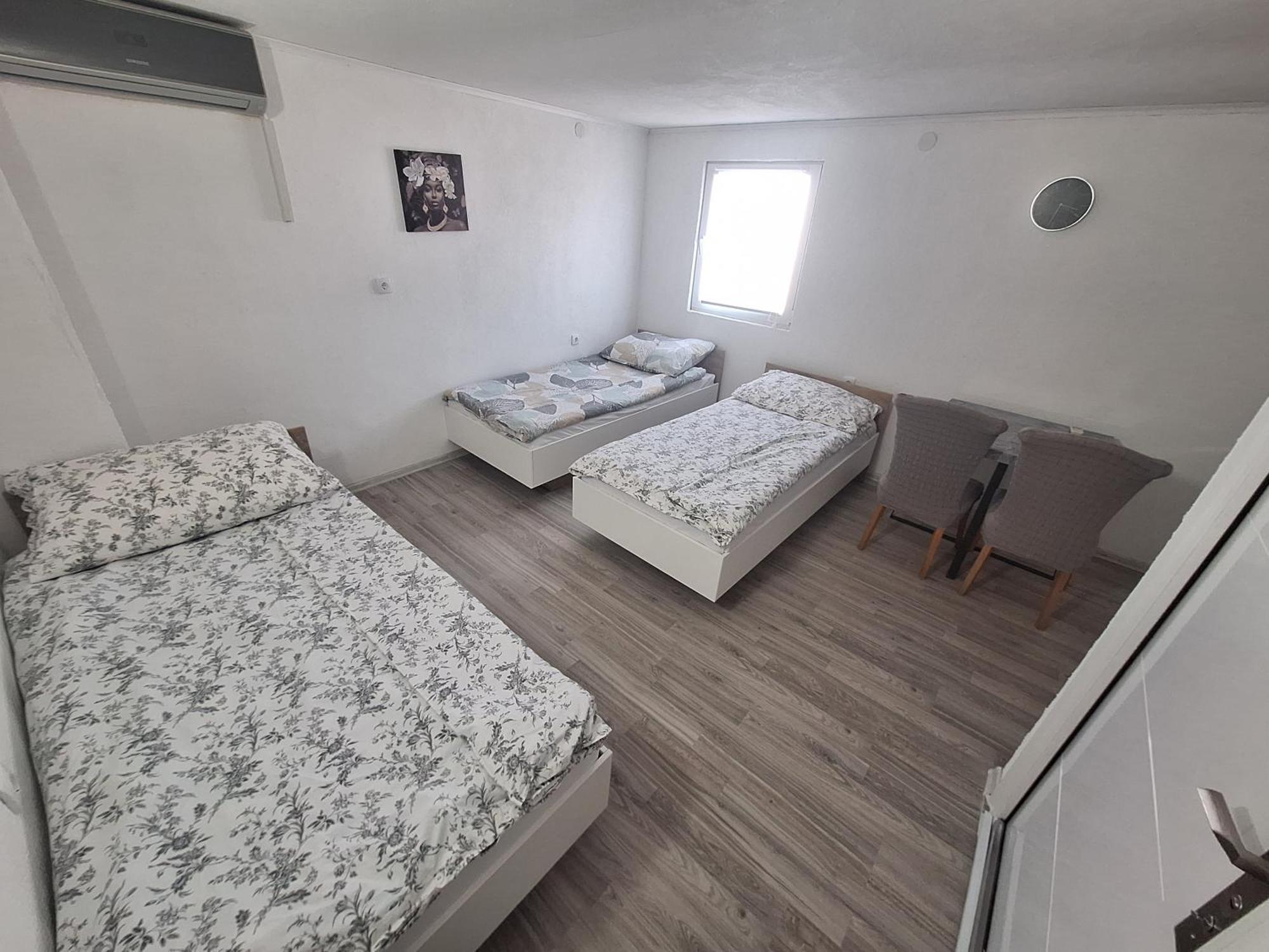 Fly & Stay Apartments Laktaši Exteriér fotografie